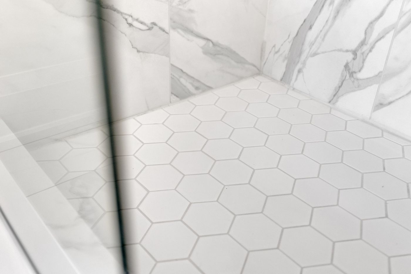Hexagon mosaic shower floor detail